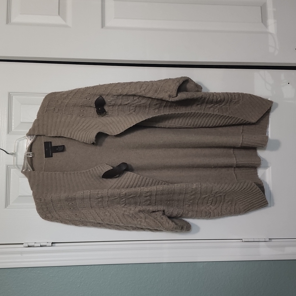 Fall cardigan with buckle neck closure
